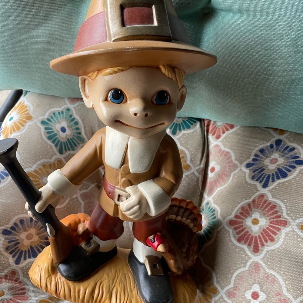 Vintage 1960s Rare XL 14" Pilgrim Harvest Hunting Boy